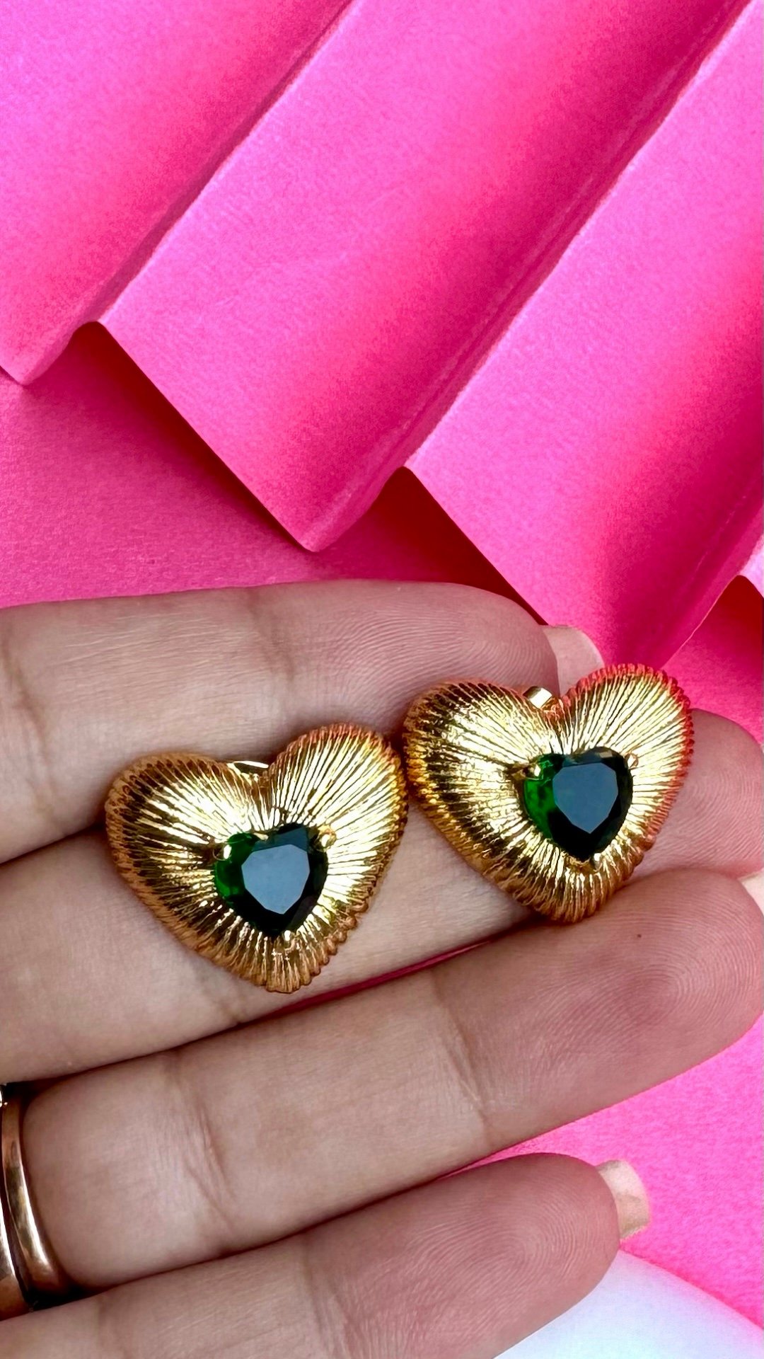 Analise Heart Studs