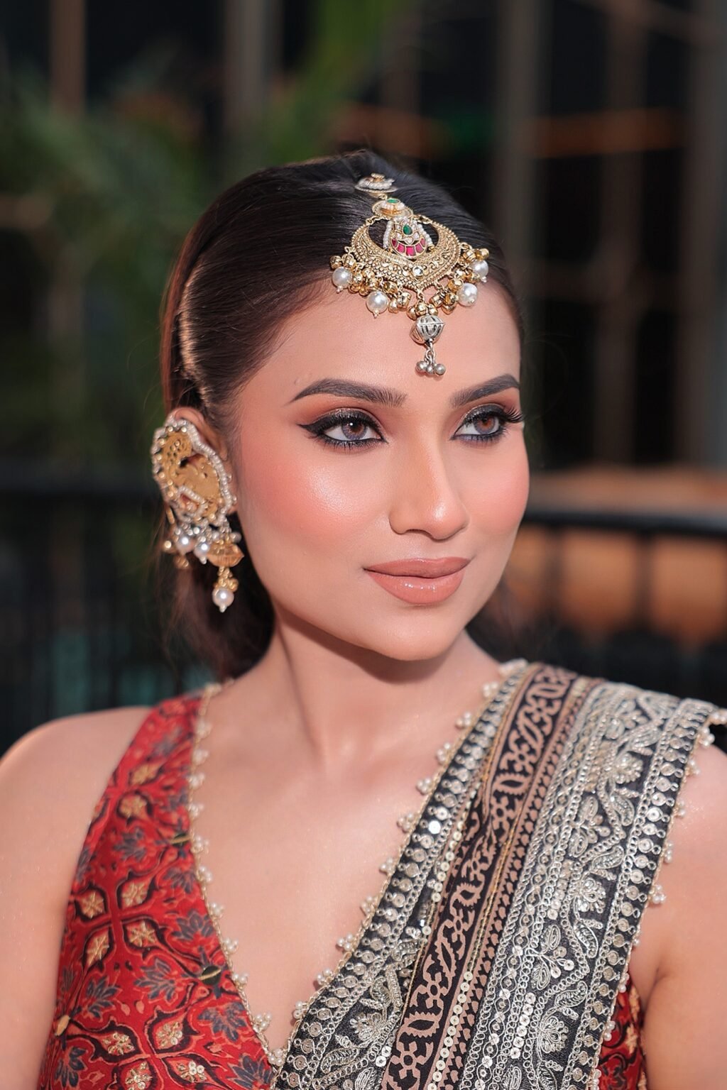 Nimrit Kaansahara Earrings