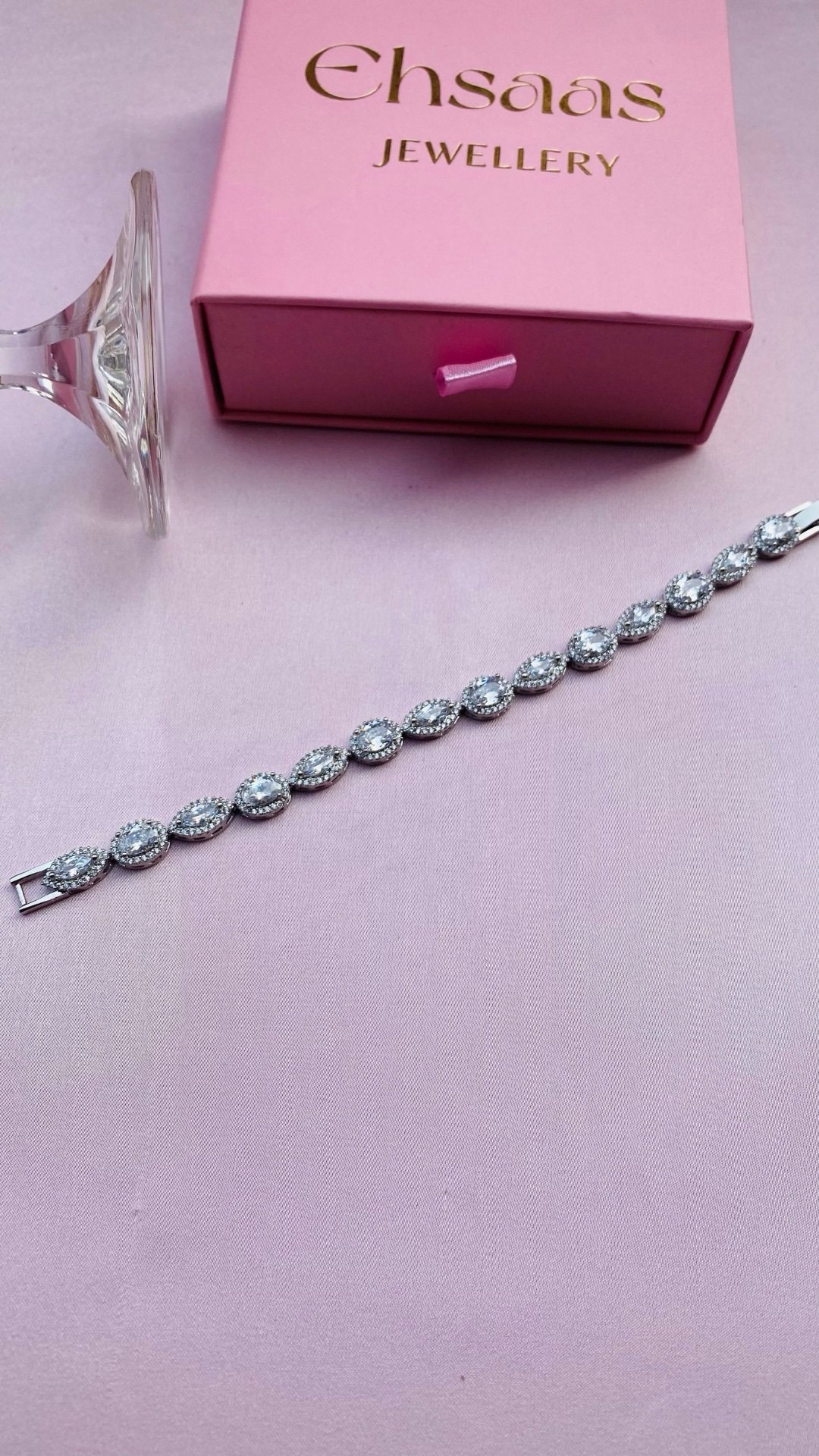 A / D Bracelet -White